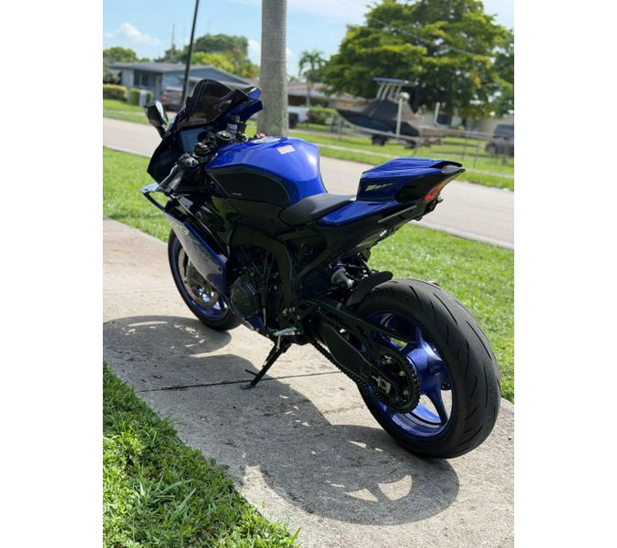 2026 YAMAHA YZF-R9