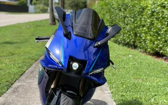 2026 YAMAHA YZF-R9