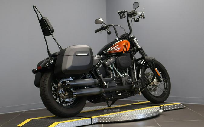 2021 Harley-Davidson® Street Bob® 114 Vivid Black