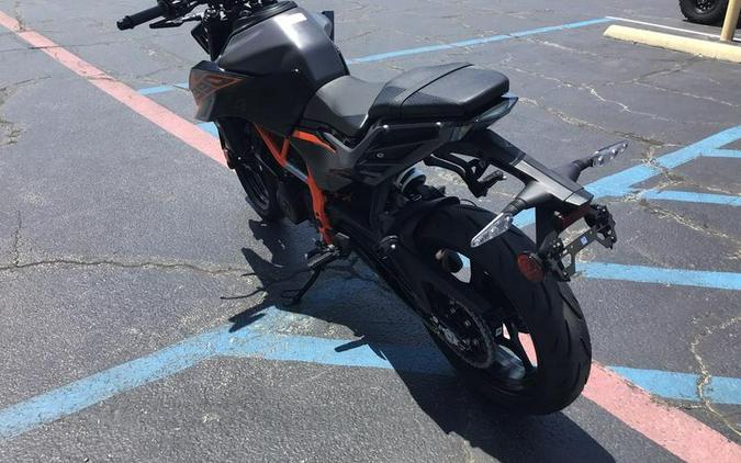 2026 KTM 390 Duke