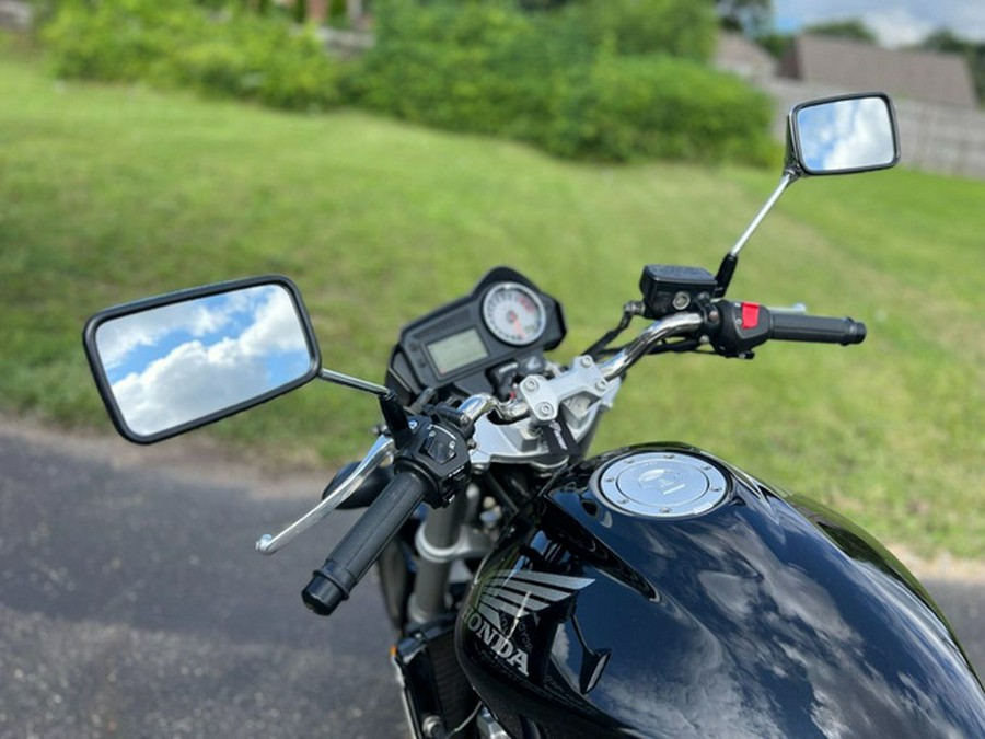 2006 Honda 599