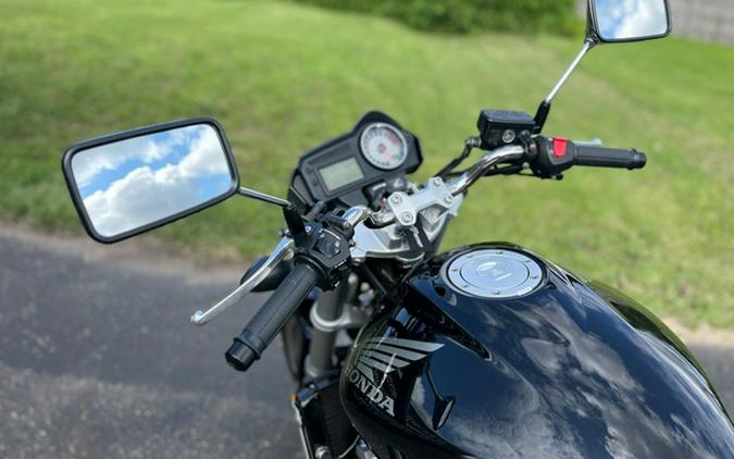 2006 Honda 599