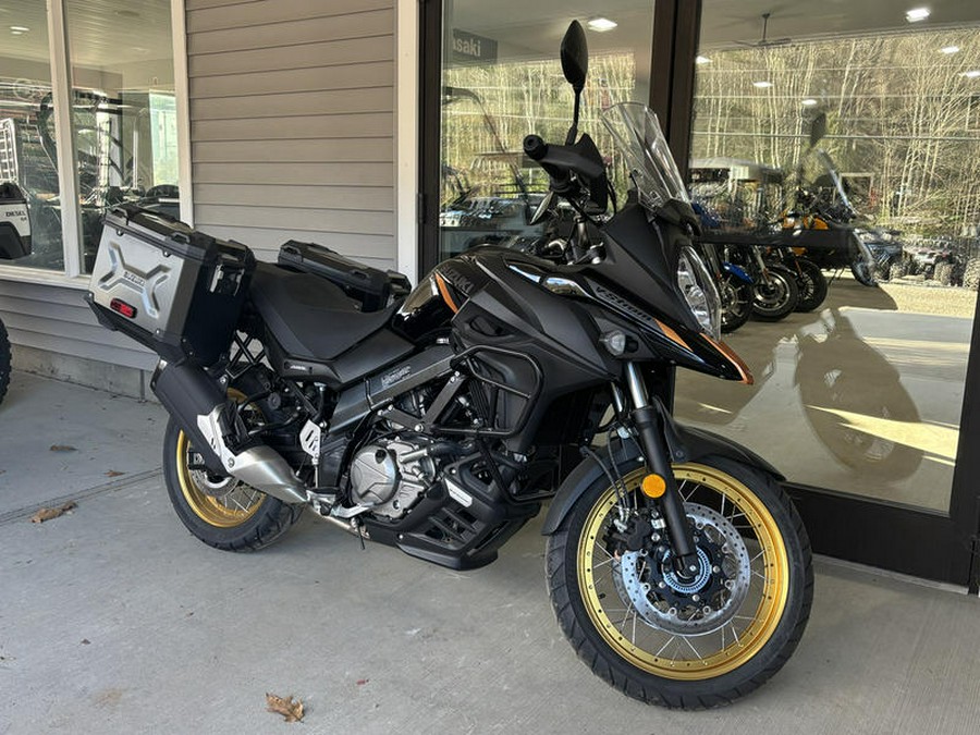 2025 Suzuki V-Strom 650XT Adventure
