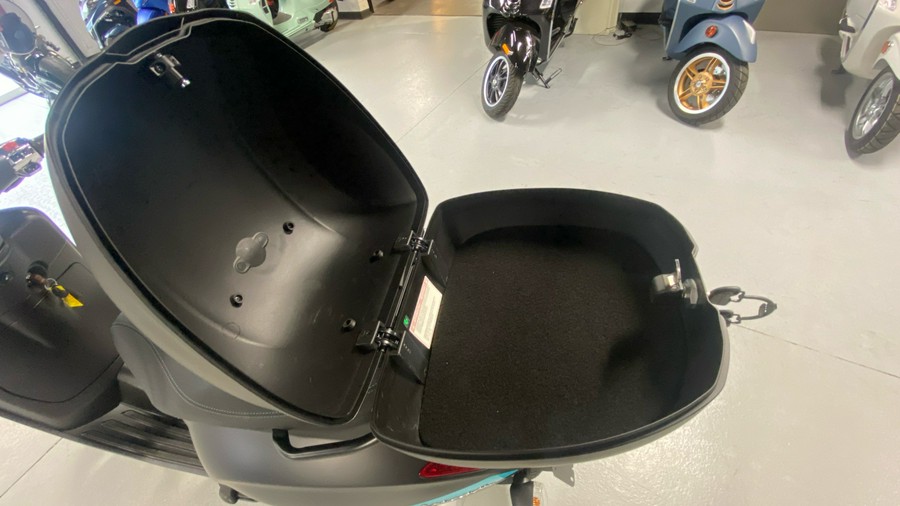 2024 Vespa Primavera S 150 TOUR PACKAGE SPECIAL