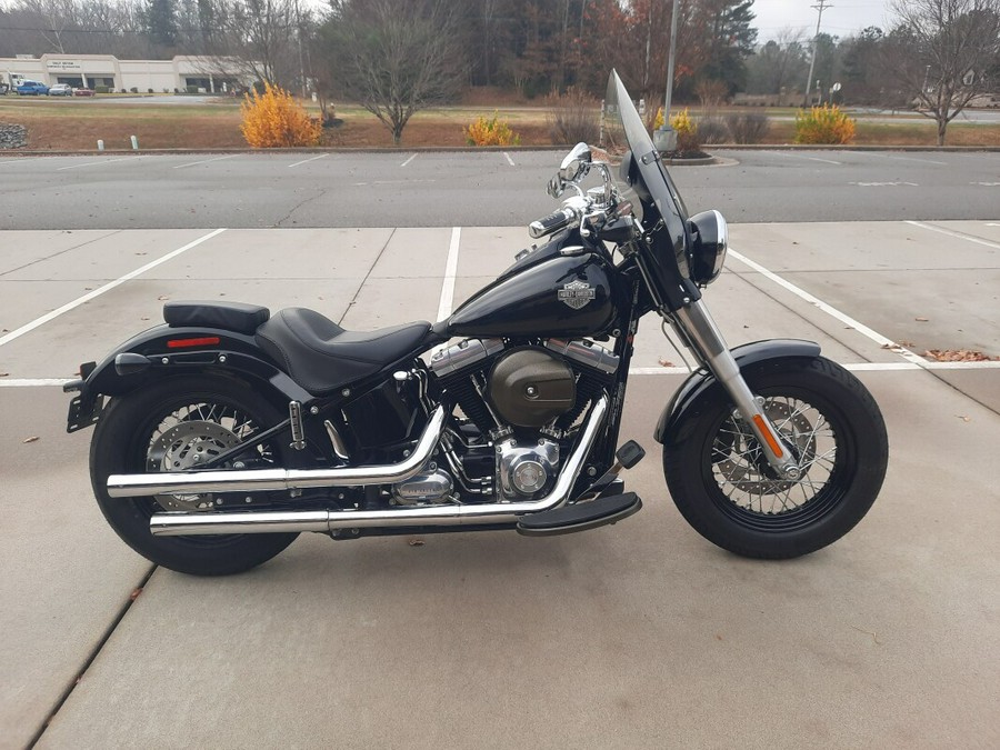 2017 Harley-Davidson® Softail Slim® S Vivid Black