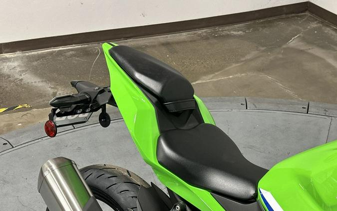 2026 Kawasaki Ninja® ZX™-4RR ABS