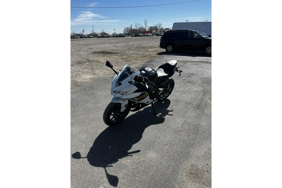 2026 Ninja® ZX™-4RR ABS - Kawasaki
