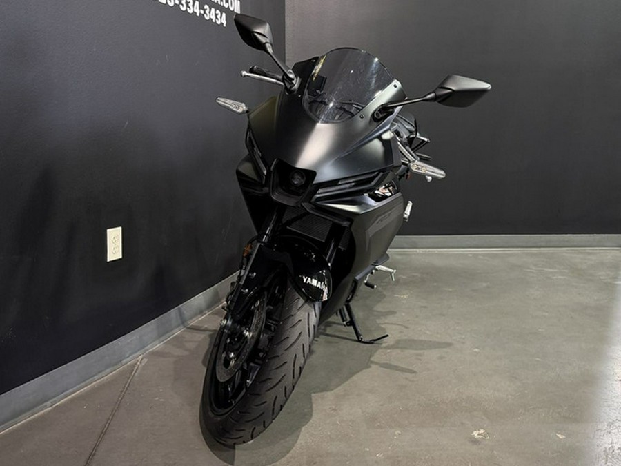 2025 Yamaha YZF R3