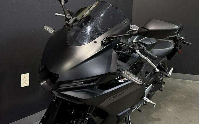 2025 Yamaha YZF R3