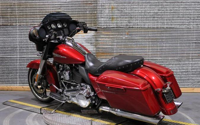 2018 Harley-Davidson STREET GLIDE
