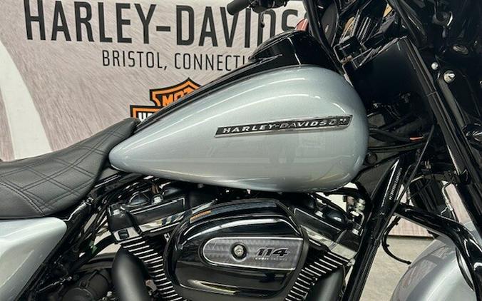 2019 FLHXS Street Glide Special