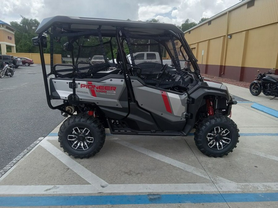 2025 Honda® Pioneer 1000-5 Deluxe