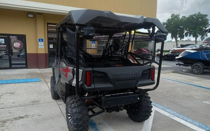 2025 Honda® Pioneer 1000-5 Deluxe