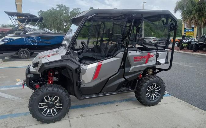 2025 Honda® Pioneer 1000-5 Deluxe