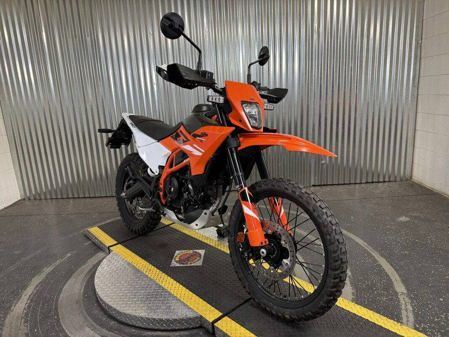 2025 KTM 390 Enduro R
