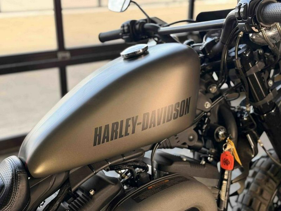 2018 Harley-Davidson® XL1200CX - Sportster® Roadster™