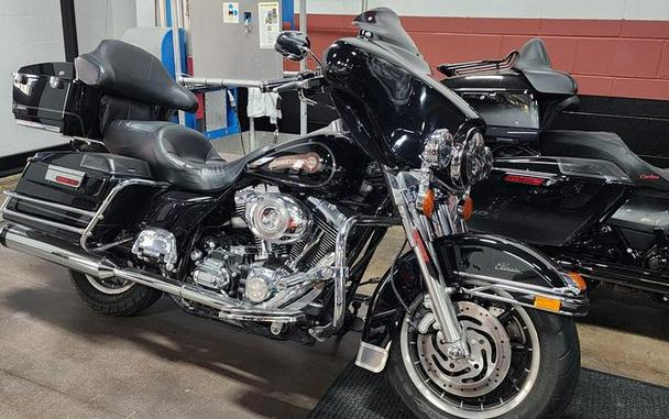 2007 Harley-Davidson® FLHTC - Electra Glide® Classic