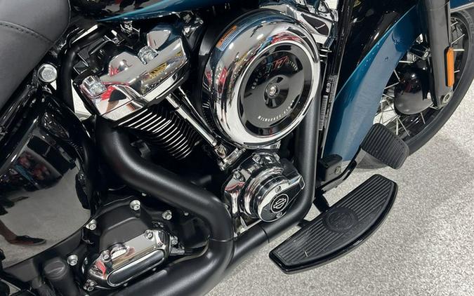 2026 Harley-Davidson Softail FLHC - Heritage Classic