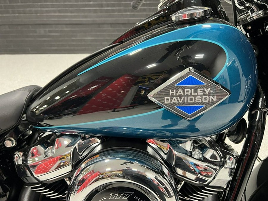 2026 Harley-Davidson Softail FLHC - Heritage Classic