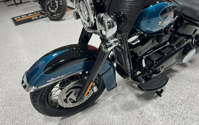 2026 Harley-Davidson Softail FLHC - Heritage Classic