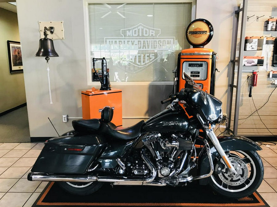 2009 Harley-Davidson® FLHX - Street Glide®