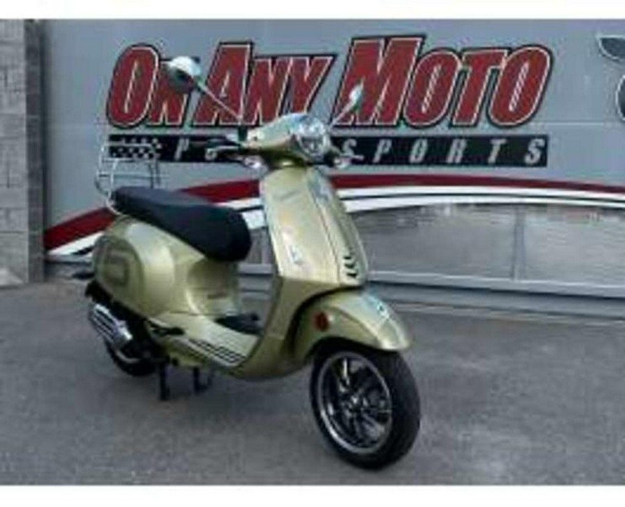 2021 Vespa Primavera 50 75th