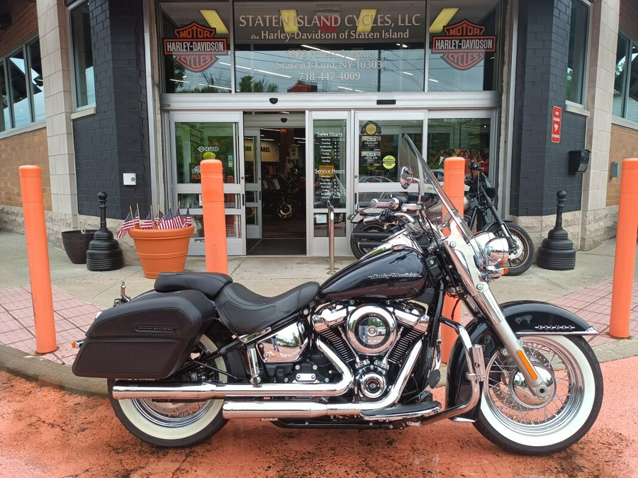 2020 Harley-Davidson Deluxe Midnight Blue