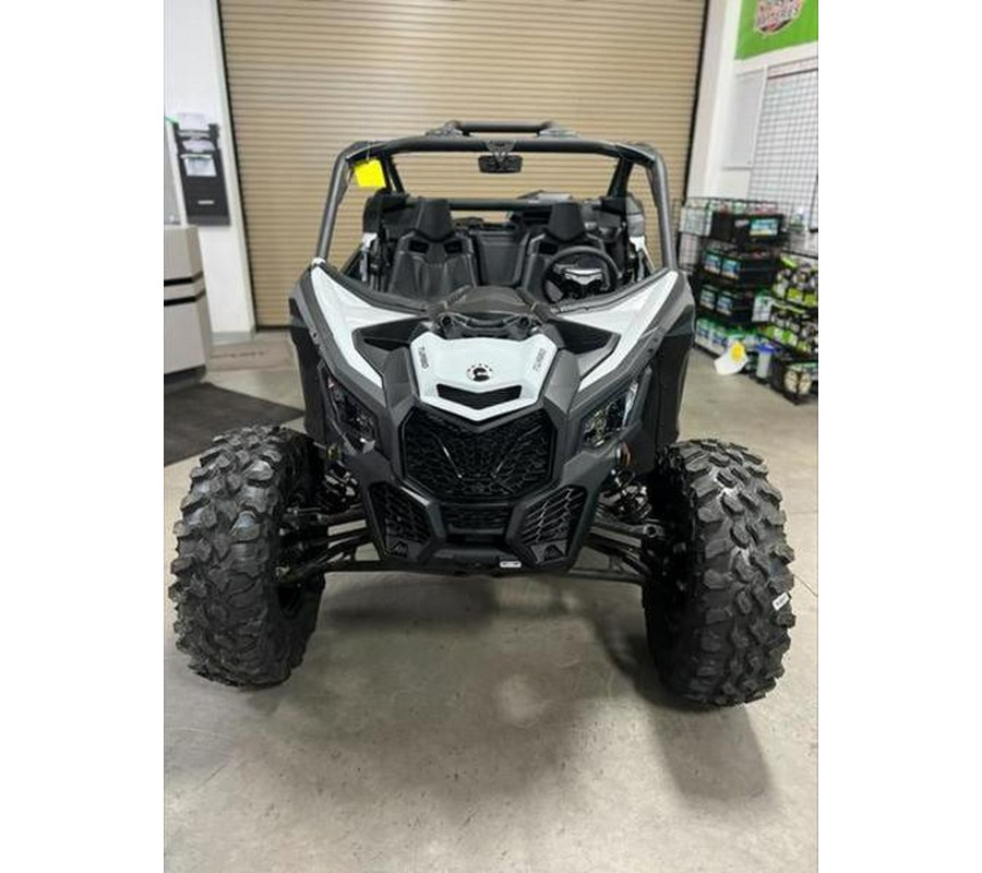 2024 Can-Am® Maverick X3 DS Turbo Catalyst Gray