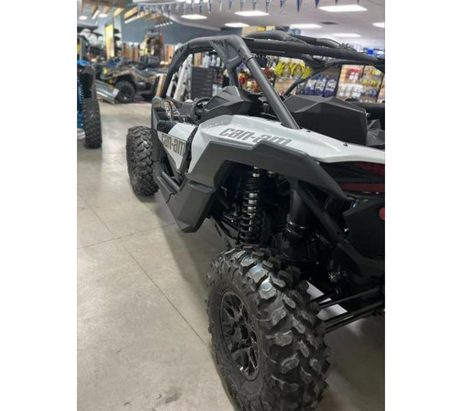 2024 Can-Am® Maverick X3 DS Turbo Catalyst Gray