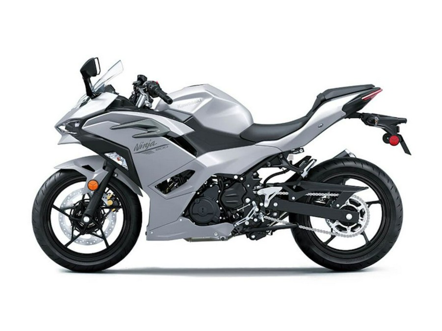 2025 Kawasaki Ninja® 500