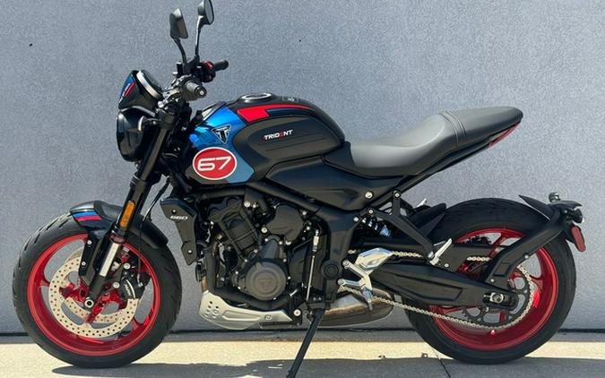 2026 Triumph Trident 660 Triple Tribute Edition Sapphire Black