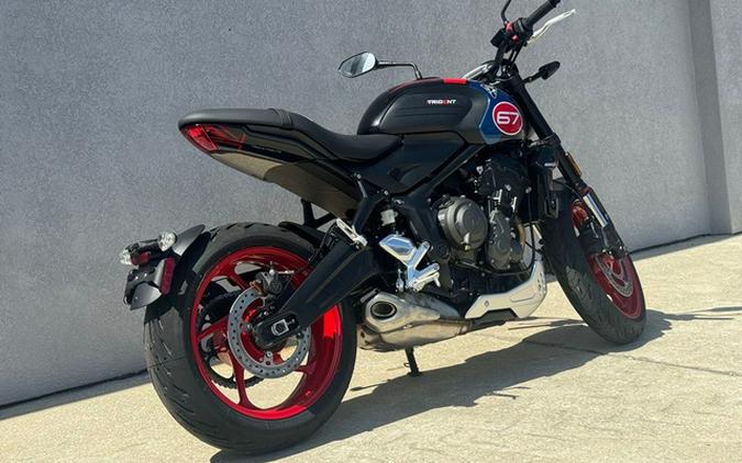 2026 Triumph Trident 660 Triple Tribute Edition Sapphire Black