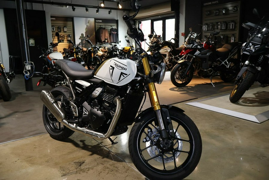 2026 Triumph Speed 400 Pearl Metallic White/Phantom Black