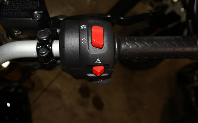 2026 Triumph Speed 400 Phantom Black/Storm Grey