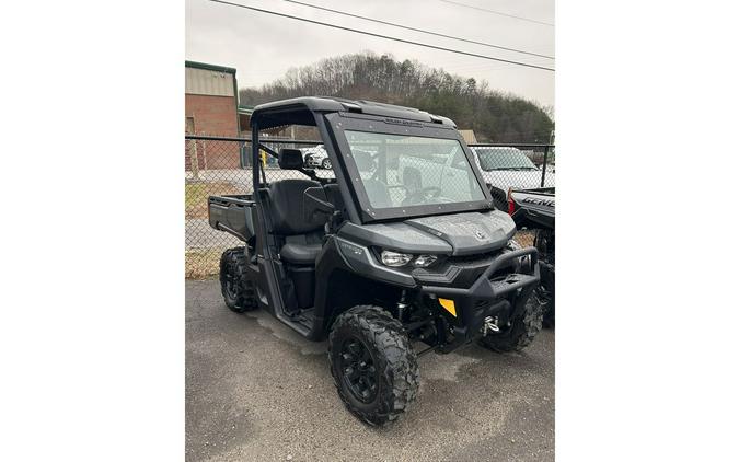 2023 Can-Am 0008fpb00