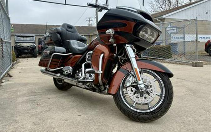 2015 Harley-Davidson CVO™ Road Glide® Ultra