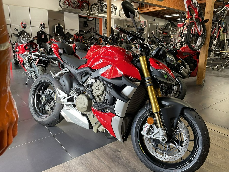 2023 Ducati Streetfighter V4 S