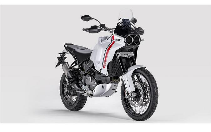 2023 Ducati Desert X - Demo