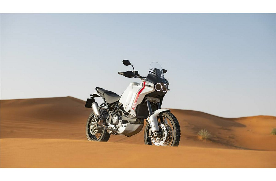 2023 Ducati Desert X - Demo