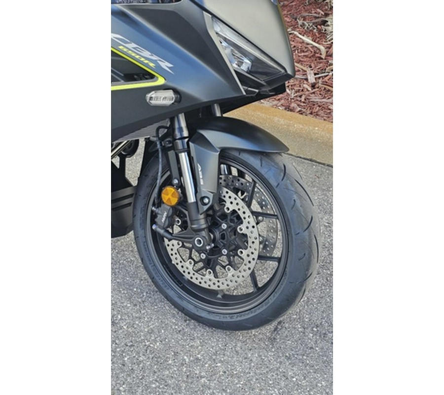 2026 Honda CBR650R E-Clutch
