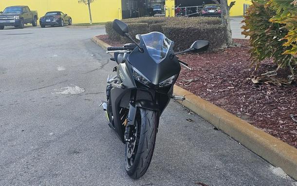 2026 Honda CBR650R E-Clutch