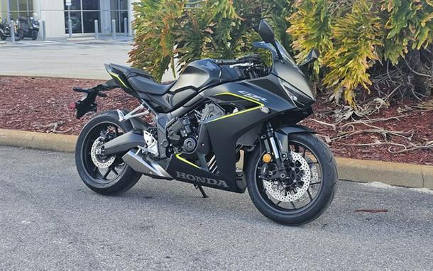 2026 Honda CBR650R E-Clutch