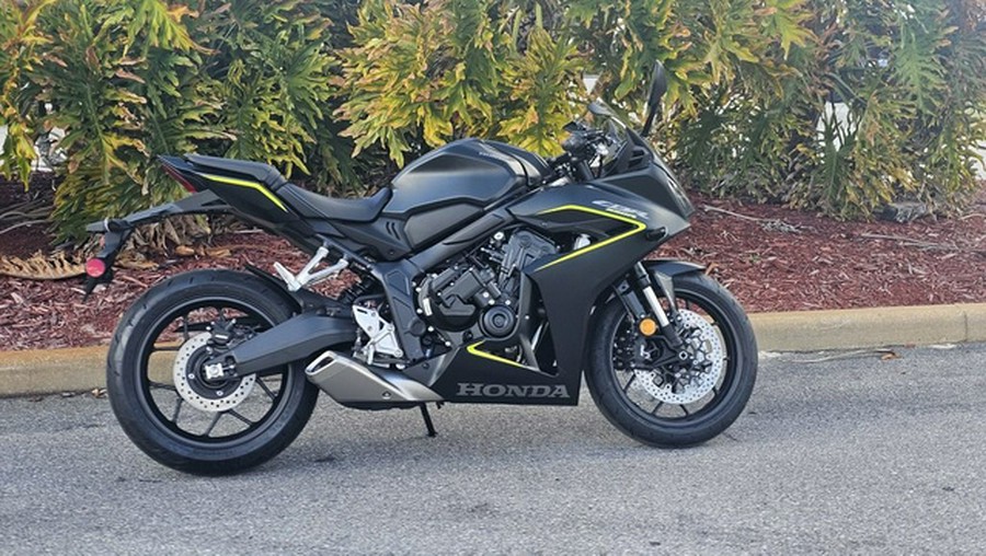 2026 Honda CBR650R E-Clutch