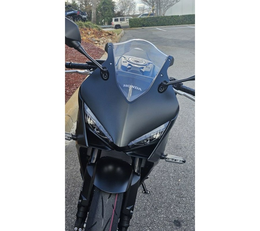 2026 Honda CBR650R E-Clutch