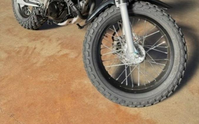 2025 Yamaha TW200S1C 200