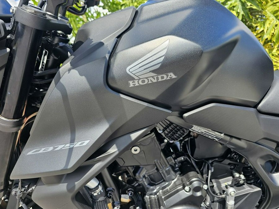 2025 Honda CB750 Hornet