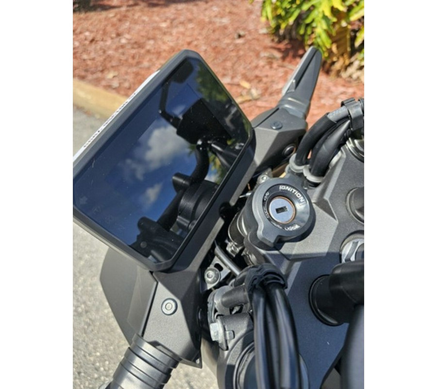 2025 Honda CB750 Hornet