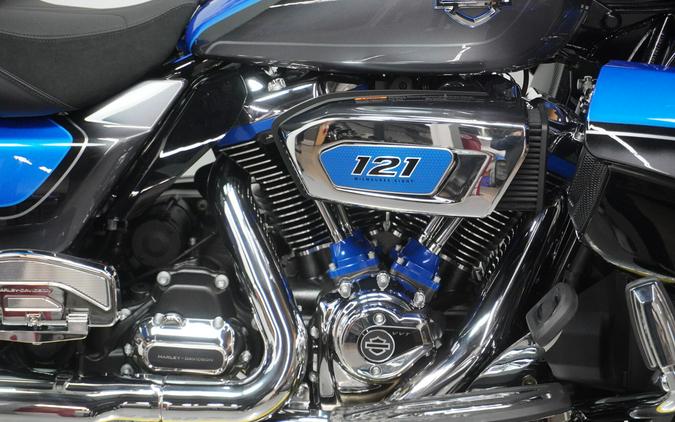 2026 Harley-Davidson® CVO Street Glide Limited Electric Coast CVO Two-Tone