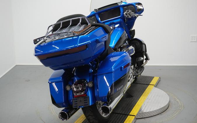 2026 Harley-Davidson® CVO Street Glide Limited Electric Coast CVO Two-Tone
