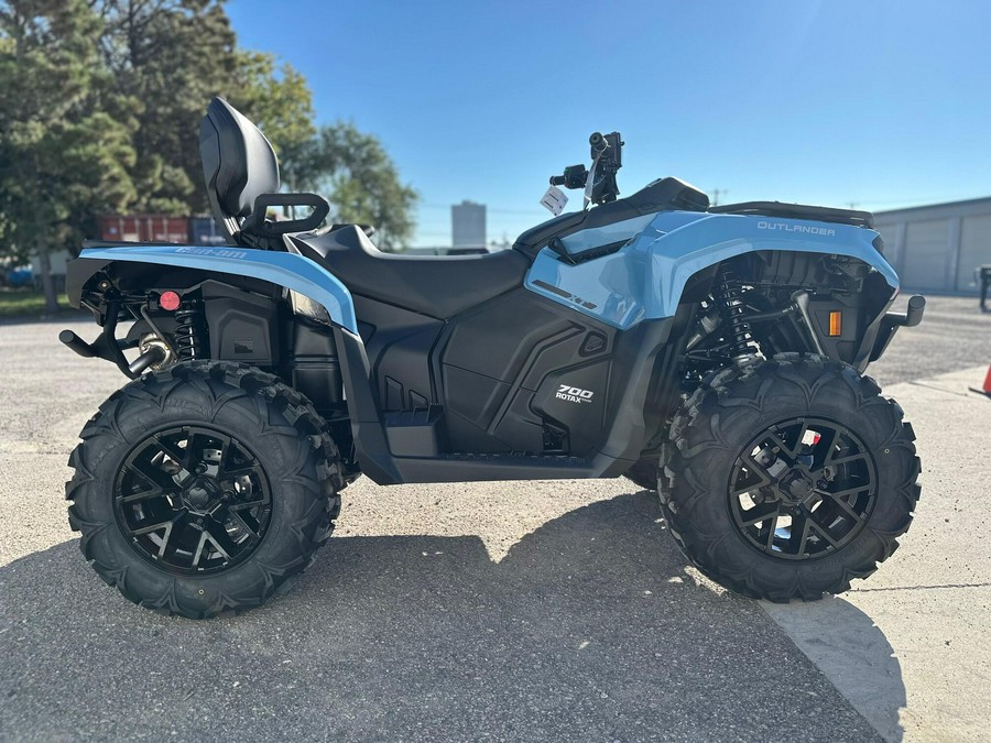 2026 Can-Am Outlander MAX XT 700